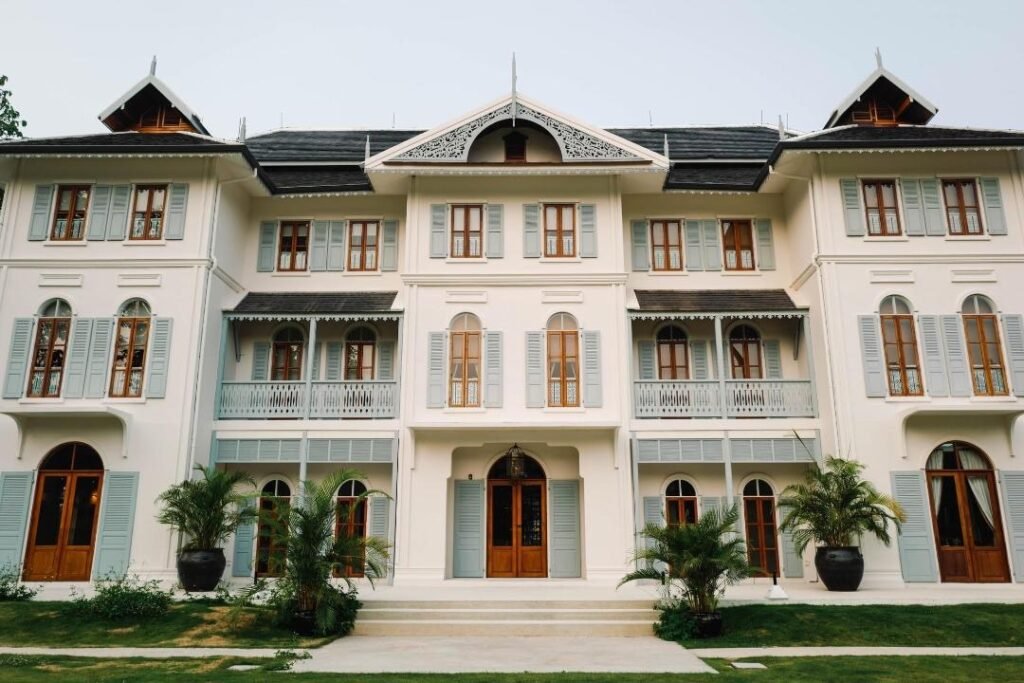 Sela Hotel