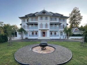 Sela Hotel